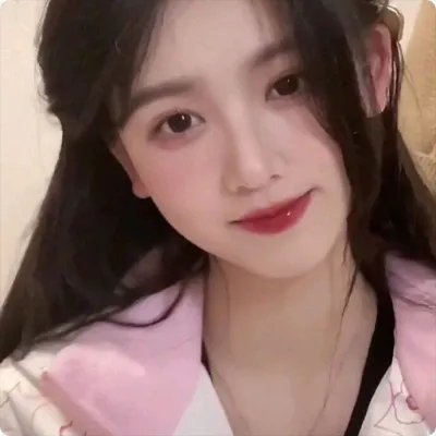 跳舞的红色公交